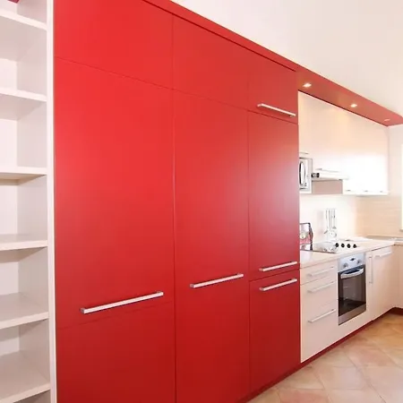 Casa vacanze In With Swimming Pool Porec