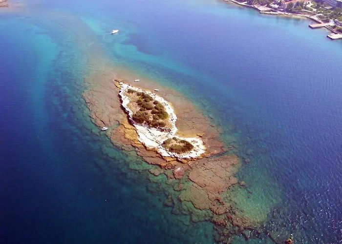 Nyaraló In With Swimming Pool Poreč