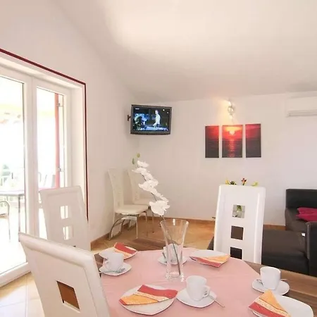 In With Swimming Pool Vakantiehuis